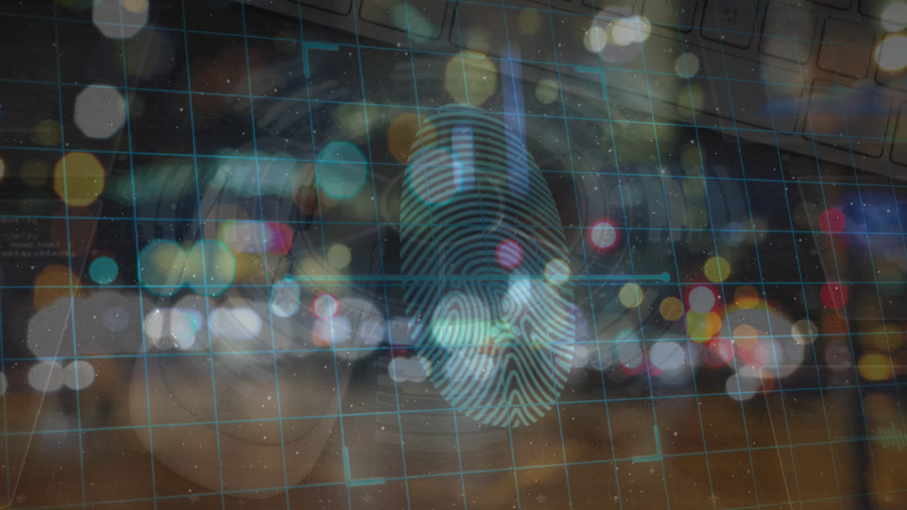 animación de radar, candado en escudos, huella dactilar sobre el ratón en la mesa contra vehículos en movimiento
