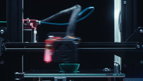 3d printing process: turquoise cup