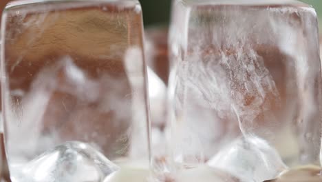 primer plano de cubitos de hielo