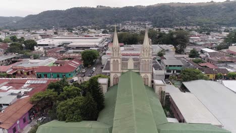 Exterior-Of-Parroquia-Nuestra-Señora-Del-Carmen-In-Santa-Tecla,-El-Salvador---Aerial-Drone-Shot