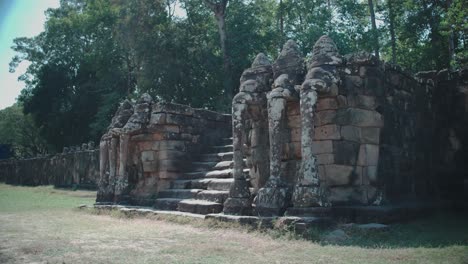 la terraza de los elefantes en angkor, camboya