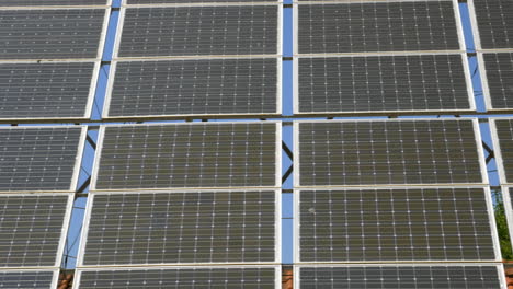 primer plano de paneles solares de energía alternativa