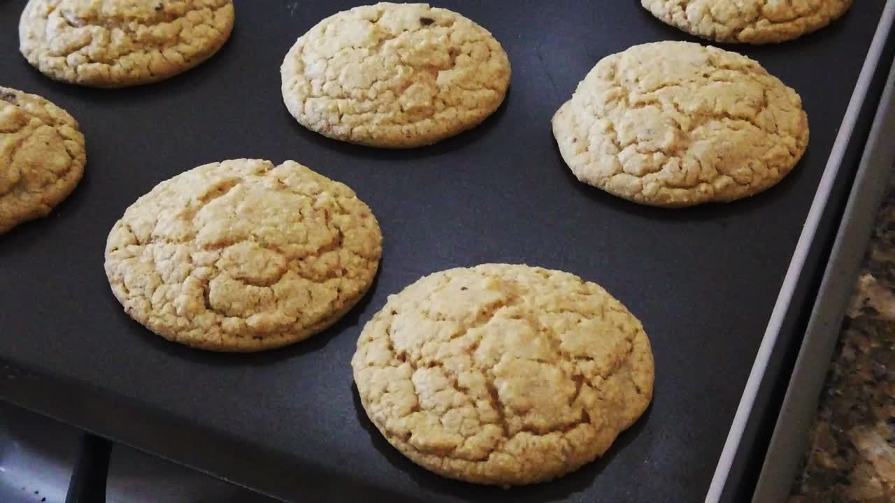 video de galletas con chispas de chocolate-1