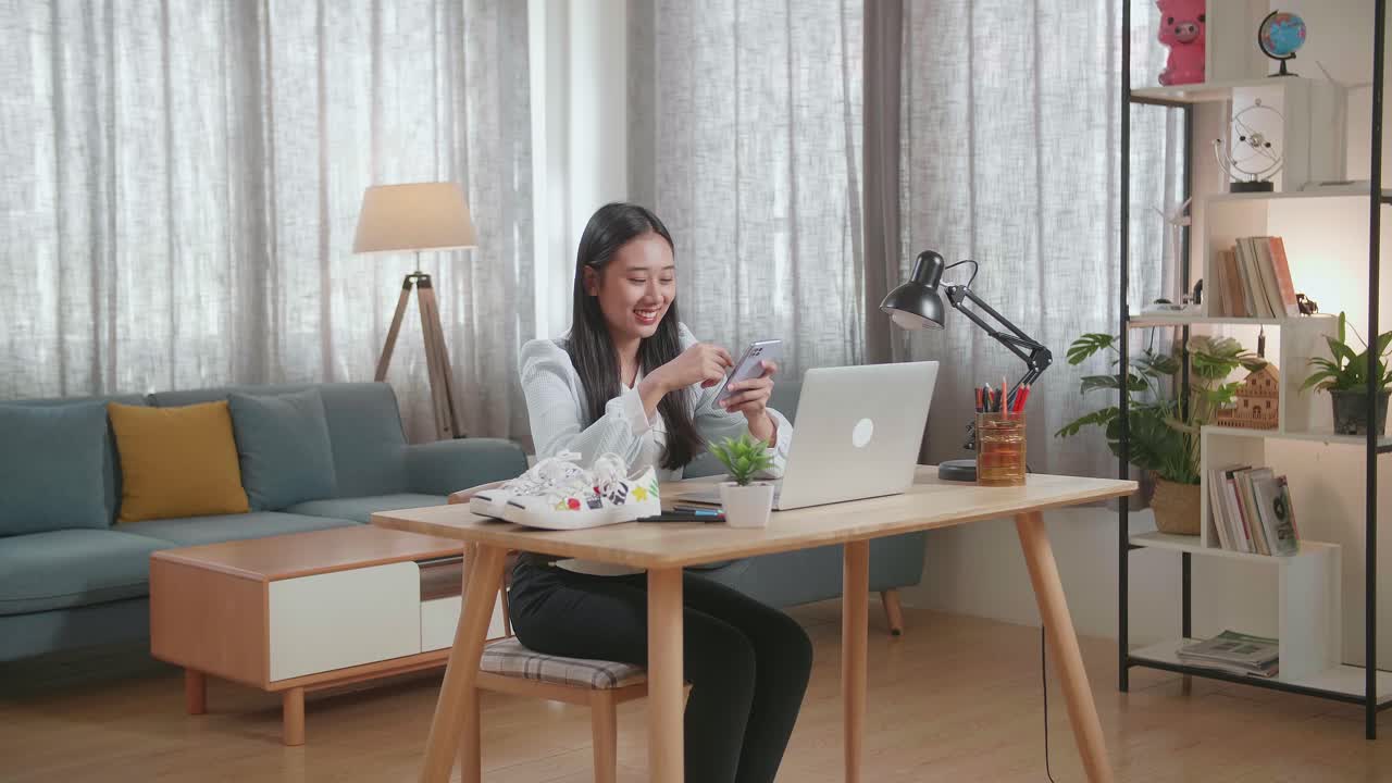 가정에서 일하는 여자