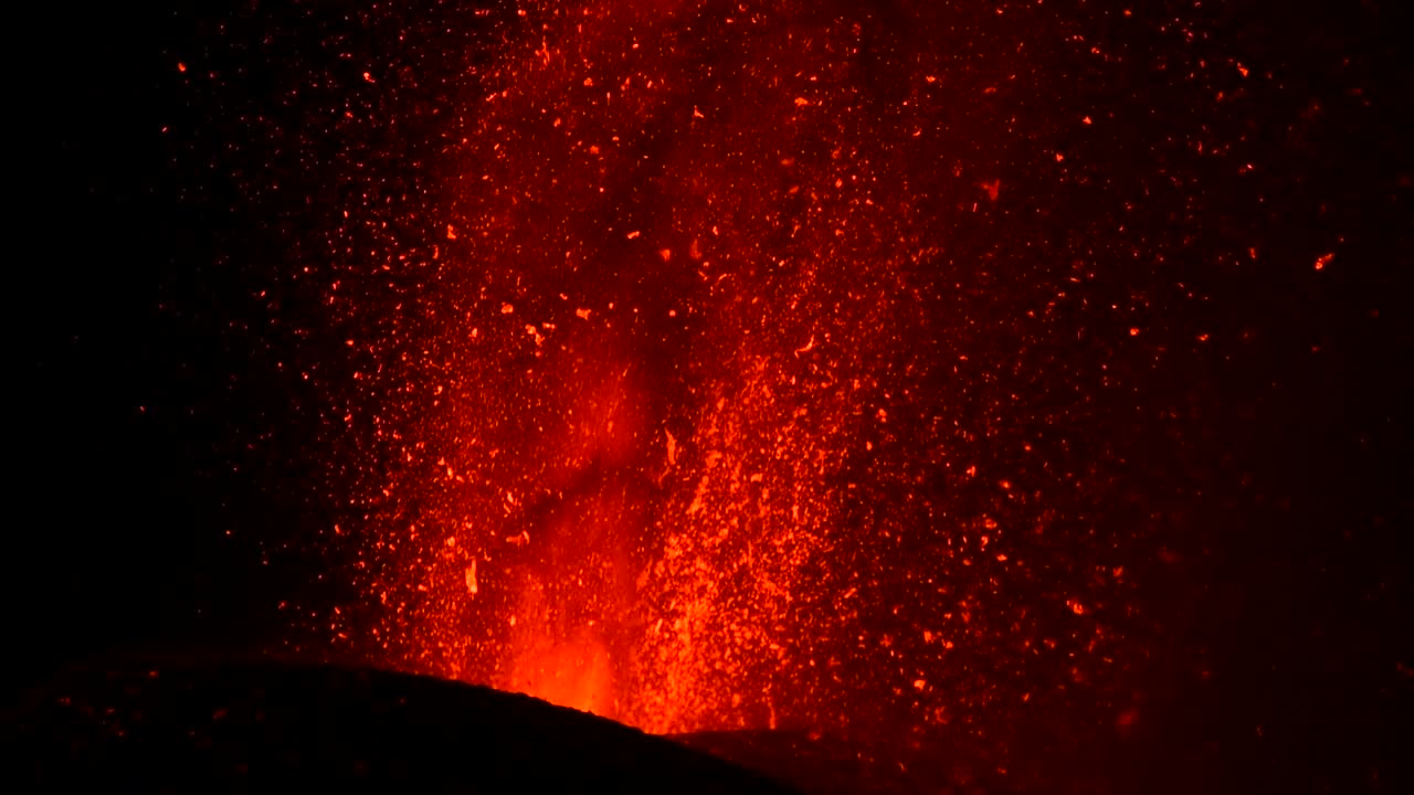erupción volcánica en la palma islas canarias 2021