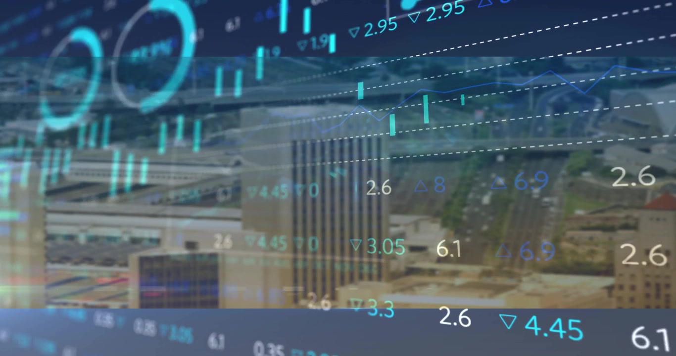 Gennemsigtig aktiegraf svæver over skyline, viser candlesticks, trendlinjer og numeriske pile