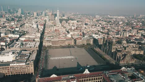 Blick-Auf-Mexiko-Stadt-Zocalo-Vom-Nationalpalast