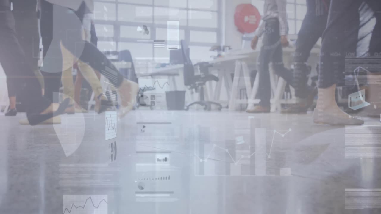 animación del procesamiento de datos financieros sobre personas de negocios