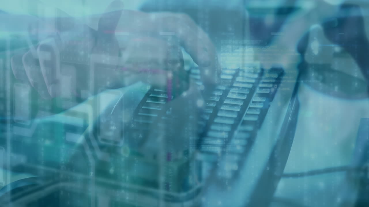 animación de la red de conexiones a través de la persona que escribe en el teclado de la computadora