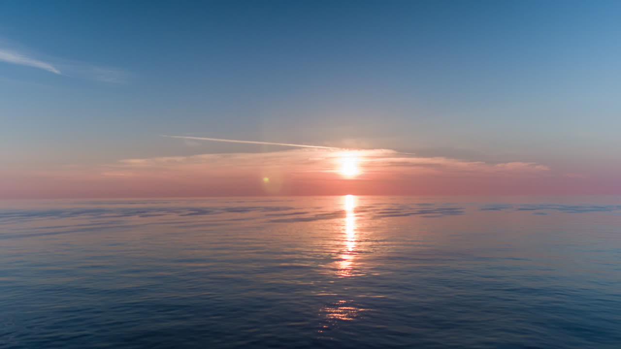 페리 선라이즈 4k 18