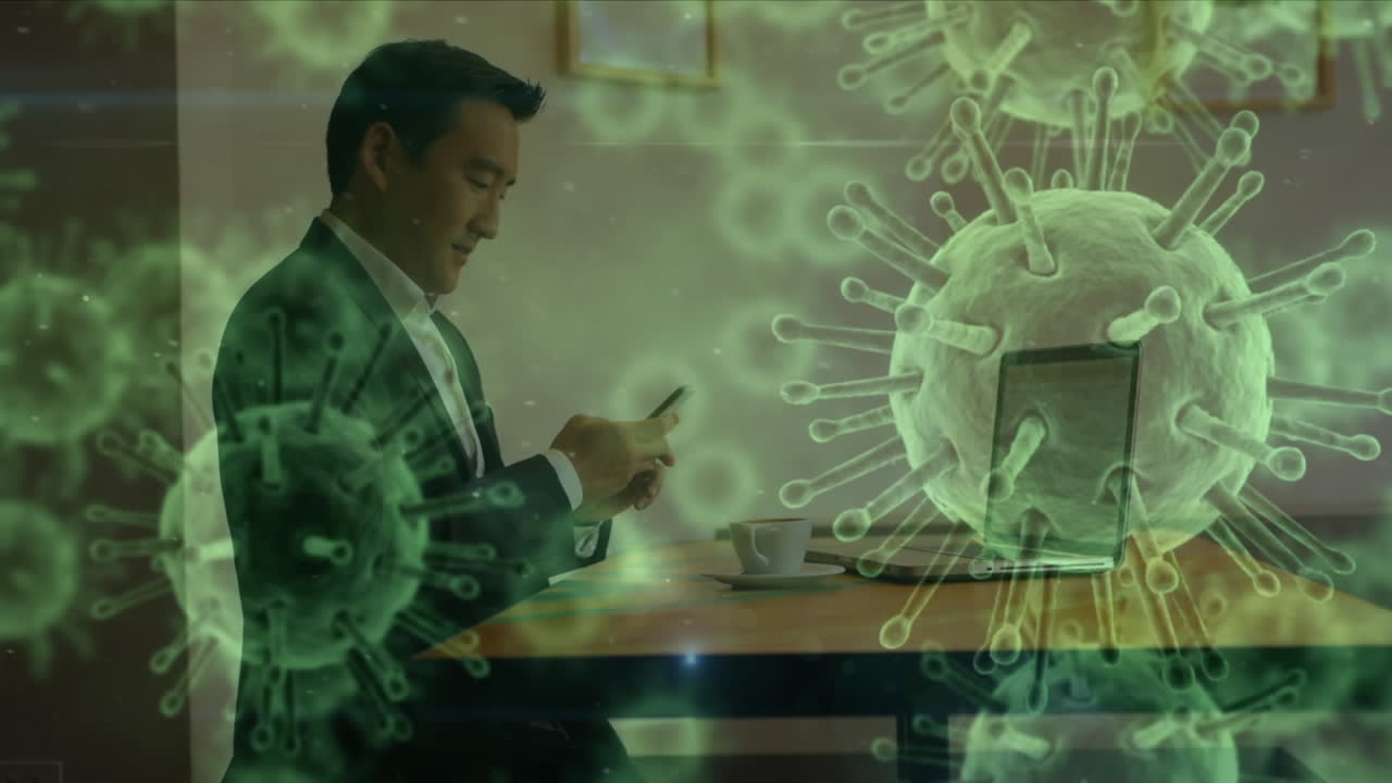 대형 코로나바이러스 코로나19 세포가 일하고 술을 마시는 아시아 남성에게 퍼지는 애니메이션