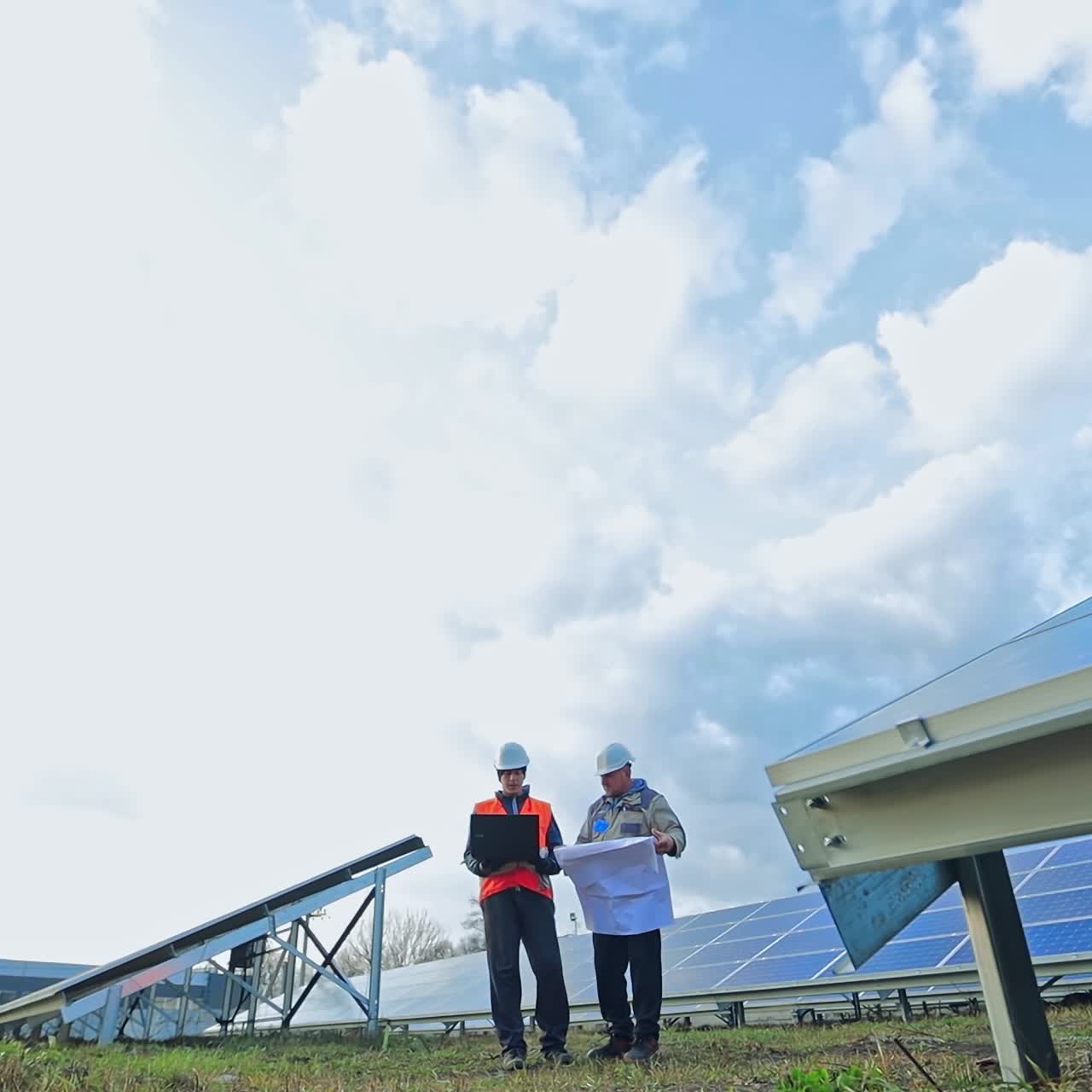 Maintenance of solar panel