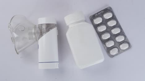 Medizinischer-Pillenbehälter,-Blisterpackung-Auf-Weißem-Hintergrund,
