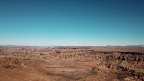 Fish-River-Canyon-In-Namibia,-Afrika-Luftdrohnenaufnahme