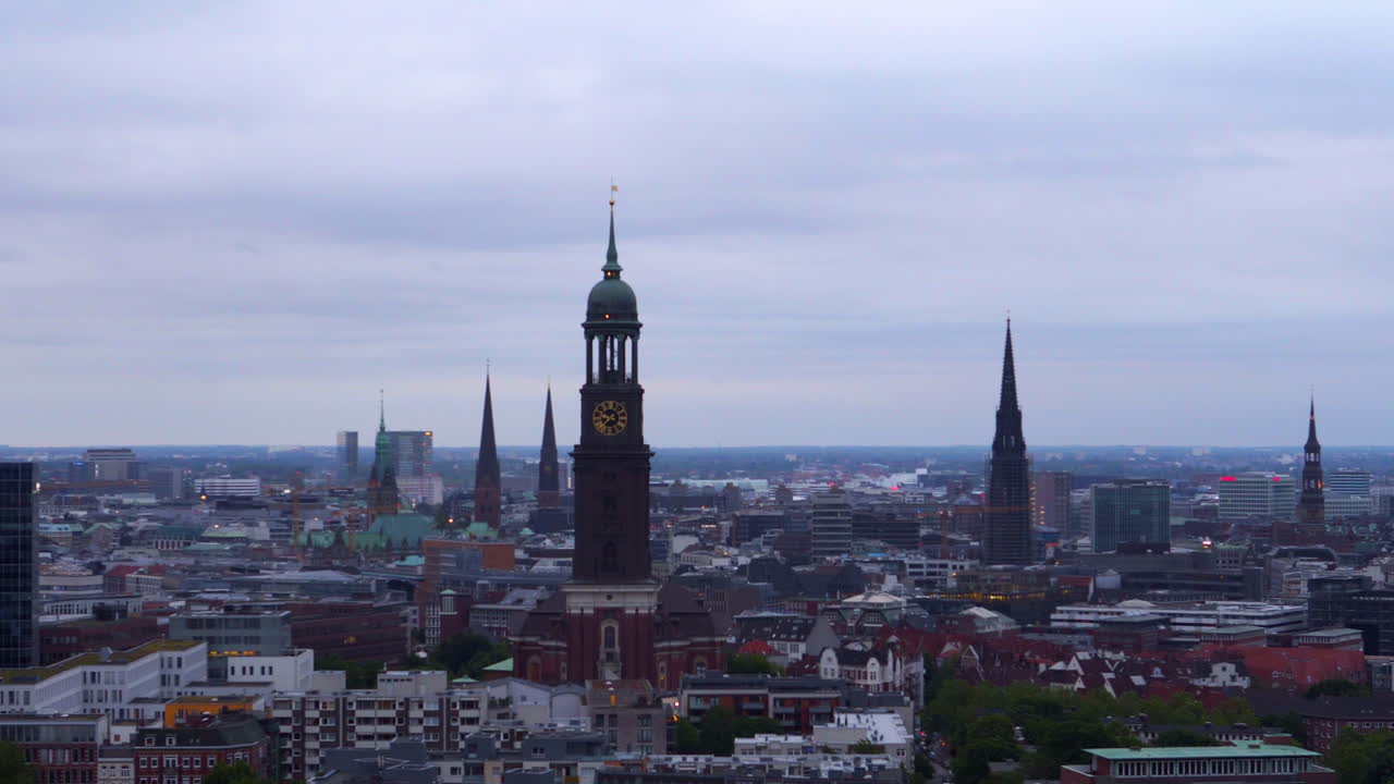 timelapse de st. michaelis en hamburgo