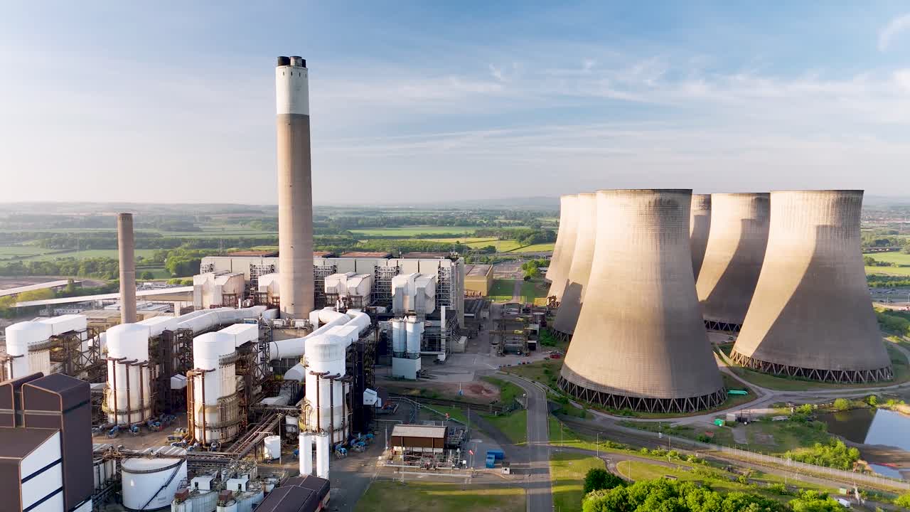 Drone video of the Ratcliffe-on-Soar Power Station decommissioned coal-fired power station.