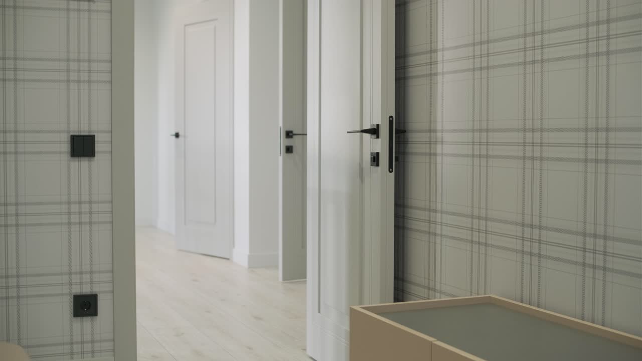 элегантный современный коридор с каркасными обоями и белыми дверями, демонстрирующий минималистский дизайн интерьера и чистые линии