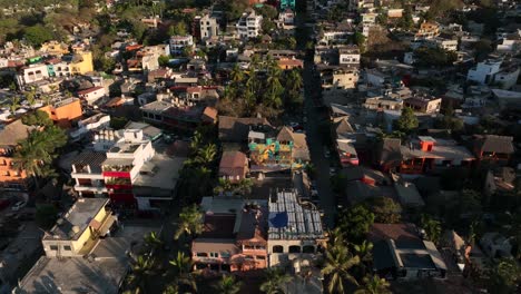 sayulita, la principal playa y pueblo de méxico