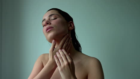 face and neck massage