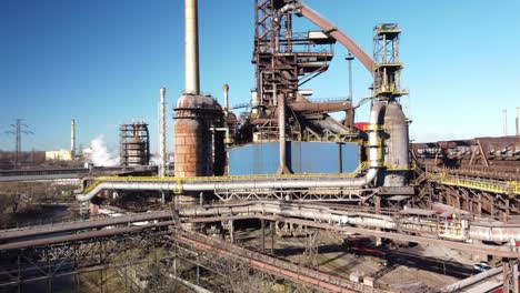 Rusted-Blast-Furnace-Of-Old-Metallurgical-Steel-Factory-In-Trinec,-Czech,-Republic