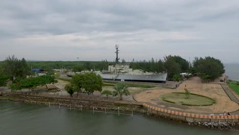 Aerial-Shot-of-Remembrance-Lhuangprasae-Battleship-Rayong-District,-Thailand