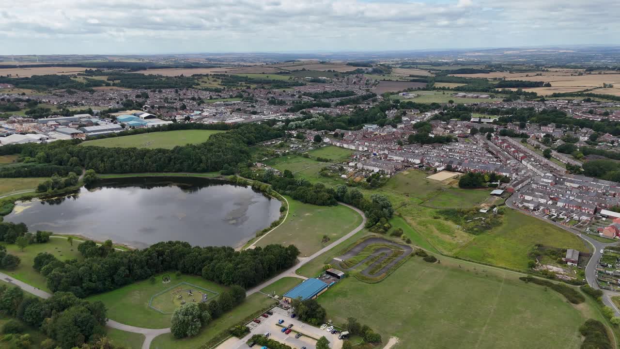 Vista aerea con drone di Houghton le Spring, Sunderland, Tyne and Wear, Inghilterra, Regno Unito, Contea di Durham.
