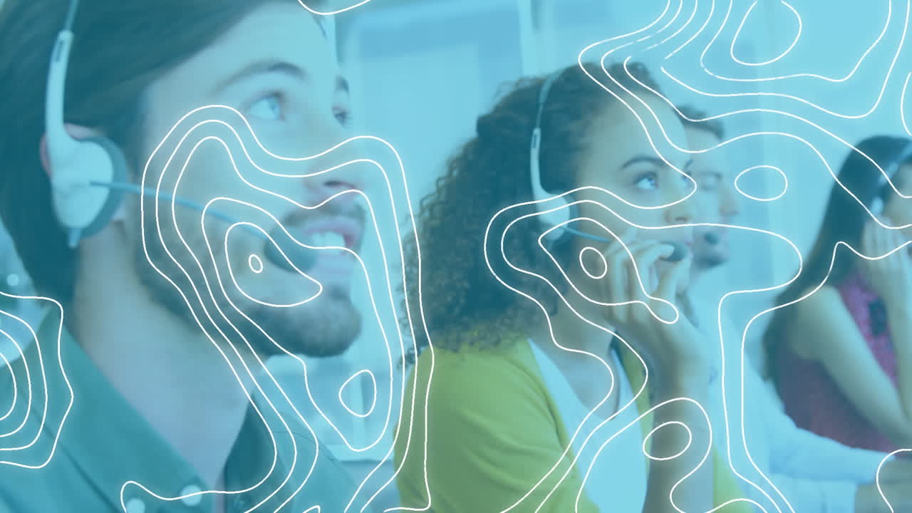 animación de líneas de mapa sobre personas que usan auriculares de teléfono