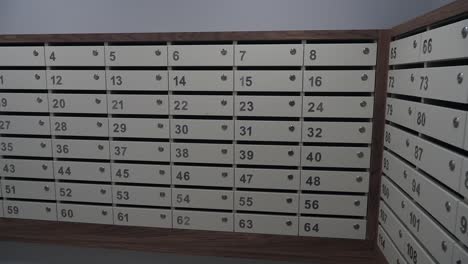 buzones de los edificios de apartamentos