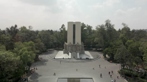 View-of-monument-in-a-park-in-mexico-city