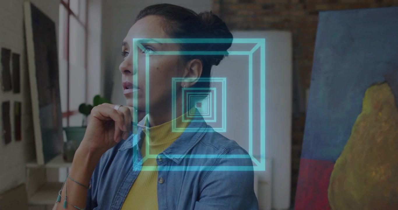 Vertikal video: Kunstner med blyant betragter kunst, mens en cyan terning dukker op over hende og inspirerer til ideer.