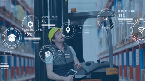 animación de procesamiento de datos digitales sobre hombre caucásico trabajando en un almacén