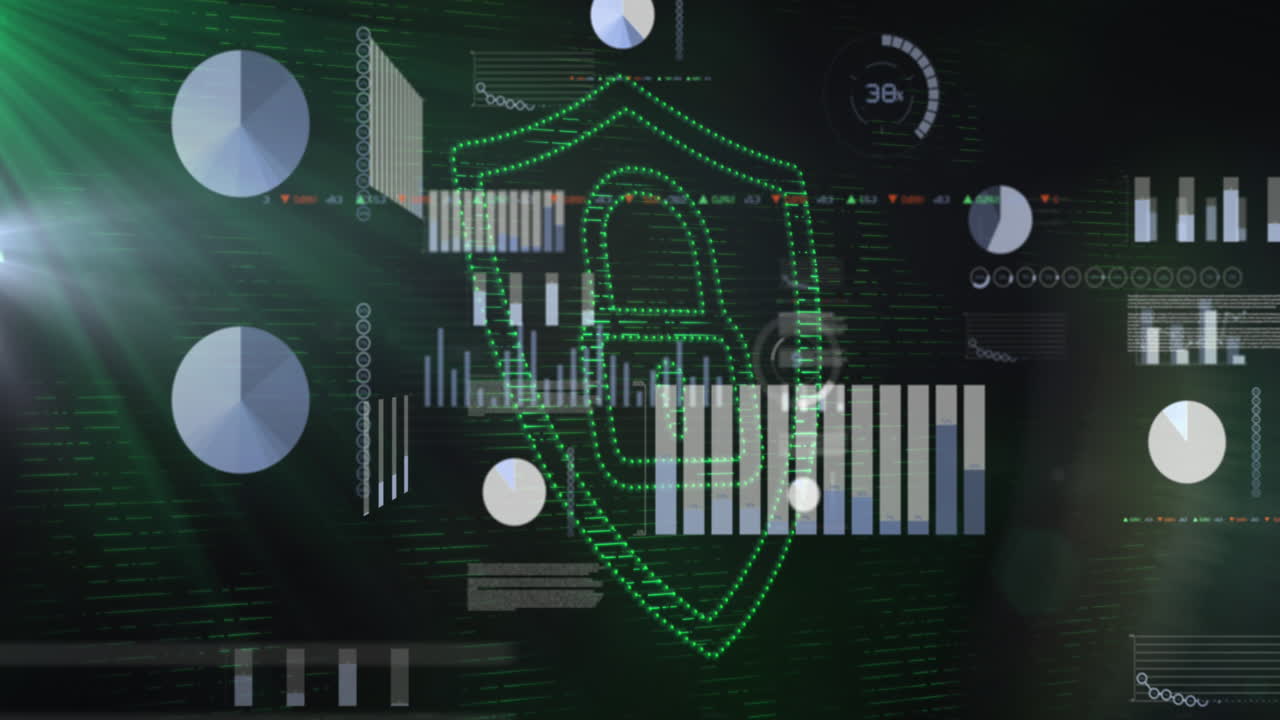 animación del candado de seguridad en línea sobre el procesamiento de datos en pantallas