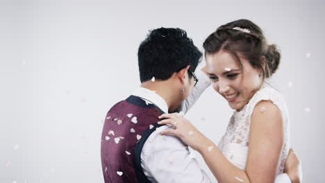 pareja casada bailando en cámara lenta serie de fotos de bodas de boda