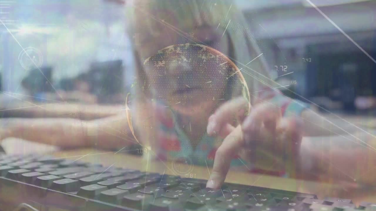 학교에서 컴퓨터를 사용하는 백인 소녀에 대한 세계와 연결망