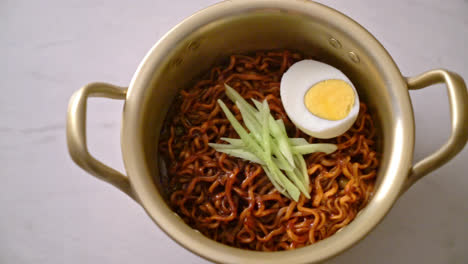 Korean-Instant-Noodle-with-Black-Bean-Sauce-topped-cucumber-and-boiled-egg---Korean-food-style