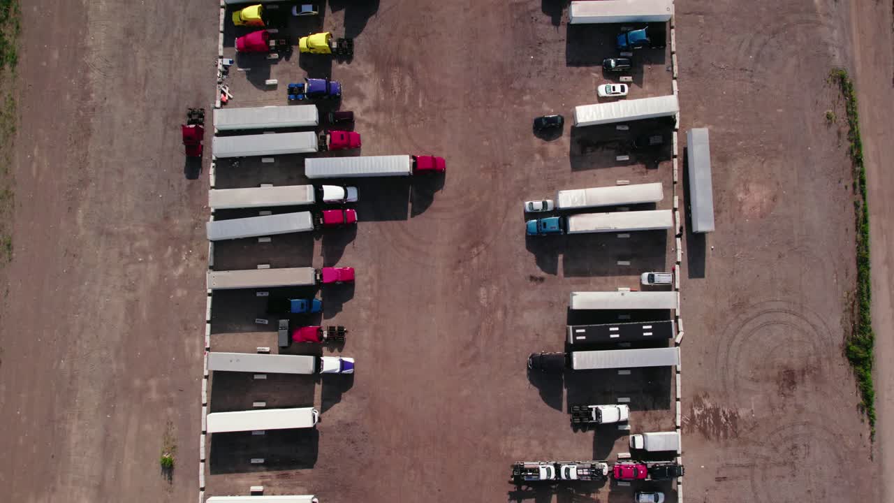 세미 트럭과 트레일러 - 리퍼, 드라이 밴, 플래트베드, 스팅어,  ⁇   ⁇ 리