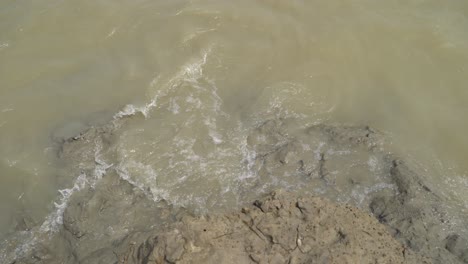 Waves-rolling-on-empty-Ganges-banks