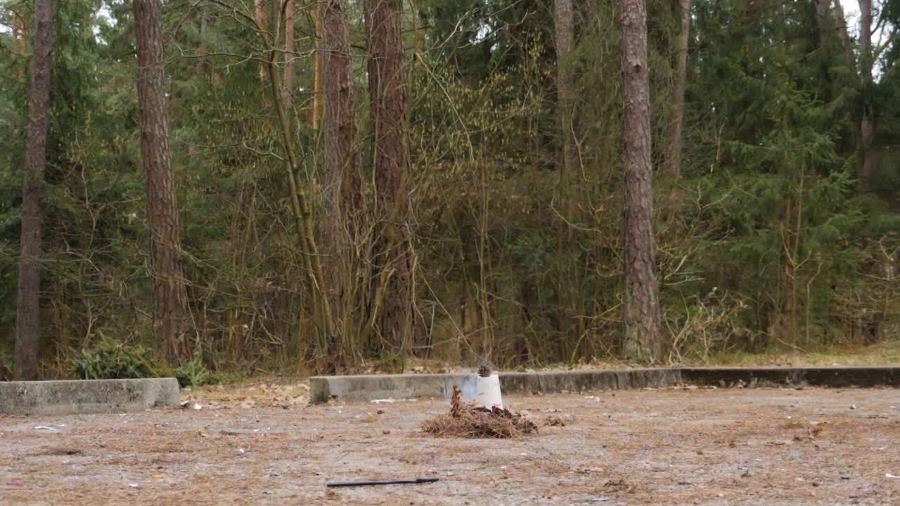 Slowmotion of exploding cup