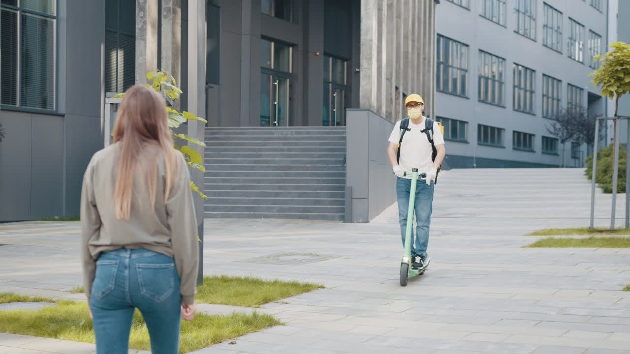 도시에서 음식 배달