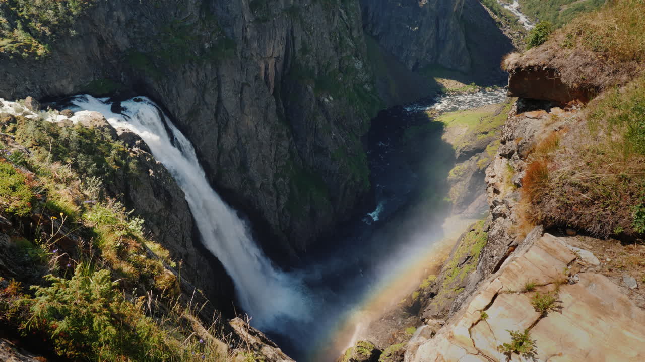 노르웨이 woringsfossen의 장엄한 폭포 스칸디나비아 자연의 인상적인 아름다움