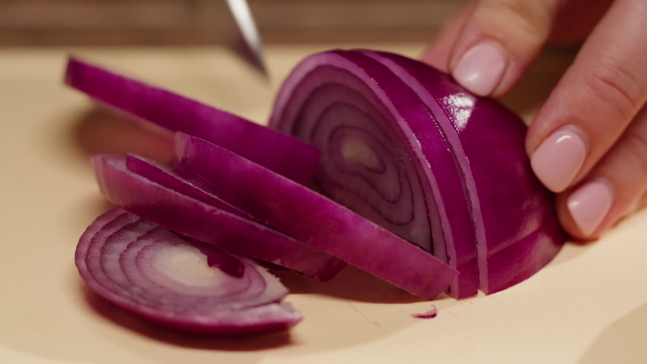 Slicing a Red Onion