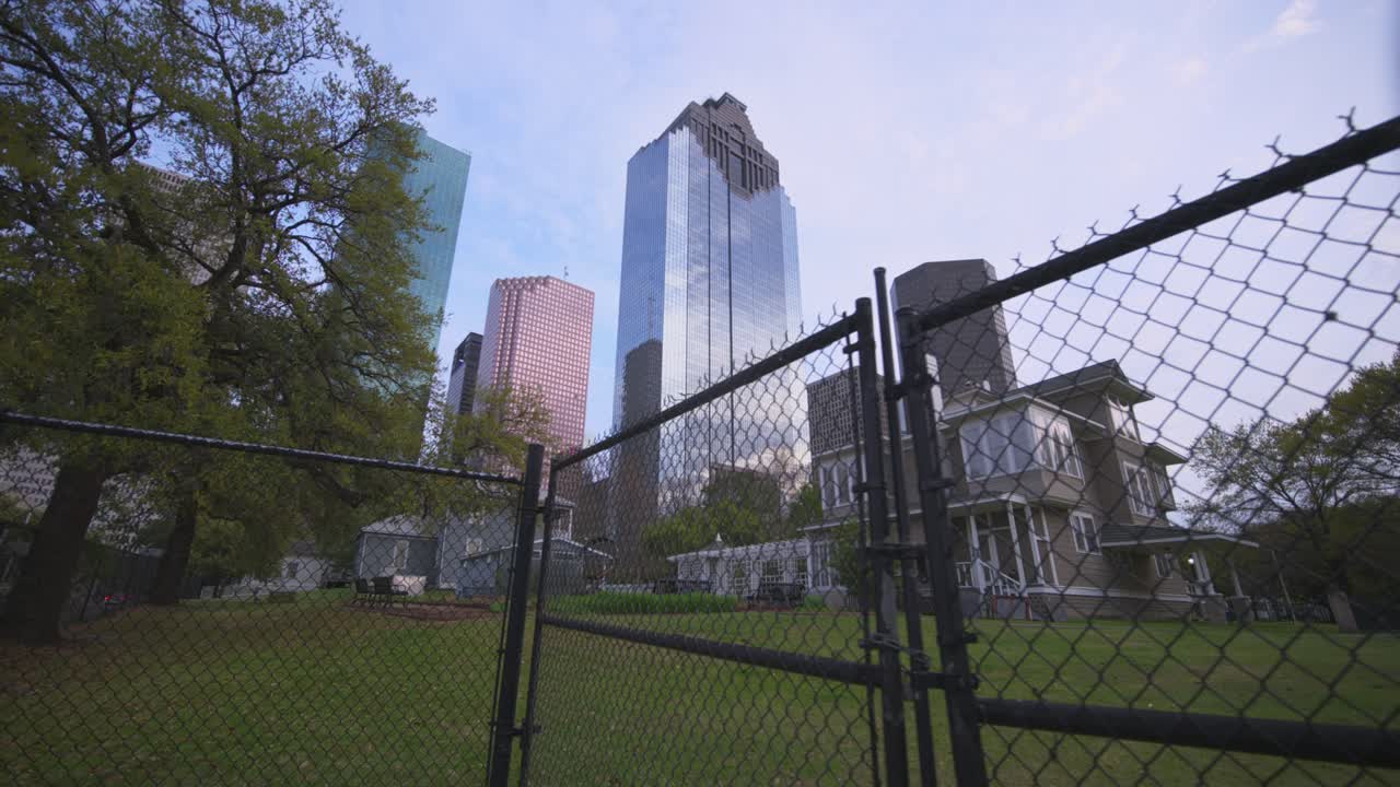 Houston Cityscape Framed by Sam Houston Park – Stunning Establishing Shot