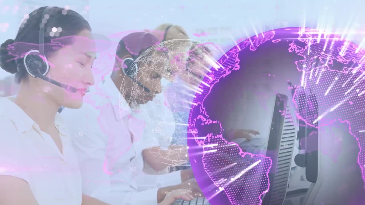 전화 헤드 ⁇ 을 착용 한 사업가 들 위 에 있는 지구와 세계 지도 의 애니메이션