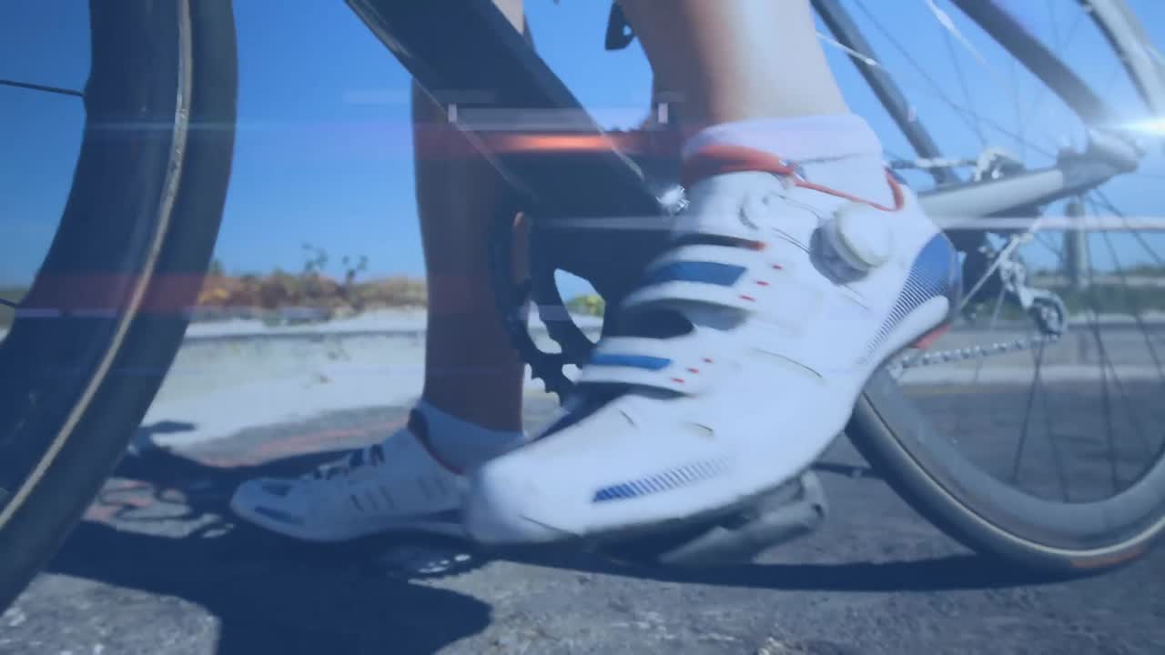 백인 여성 자전거 타는 위에 빛의 반점의 애니메이션