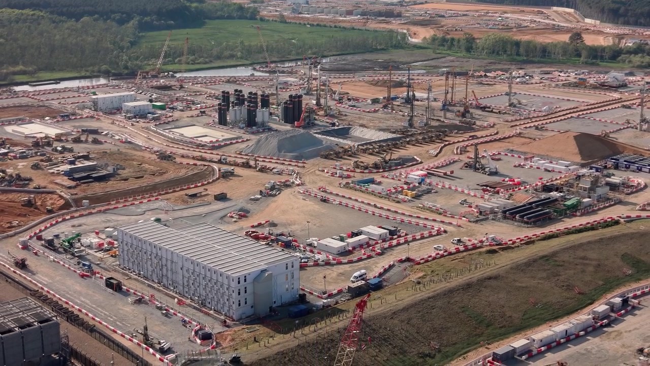 Cantiere di costruzione della centrale nucleare di Sizewell B, vista aerea da drone, Suffolk, Inghilterra, Regno Unito.