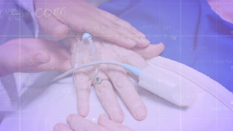 ecuaciones matemáticas sobre la sección media del trabajador de la salud que sostiene las manos de una paciente en el hospital