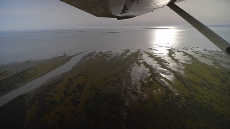 Alaska-Helicopter-Tour---Sunset-Flight-Around-The-Lake-Landscape-With-Melting-Ice-Glaciers---Aerial-Shot