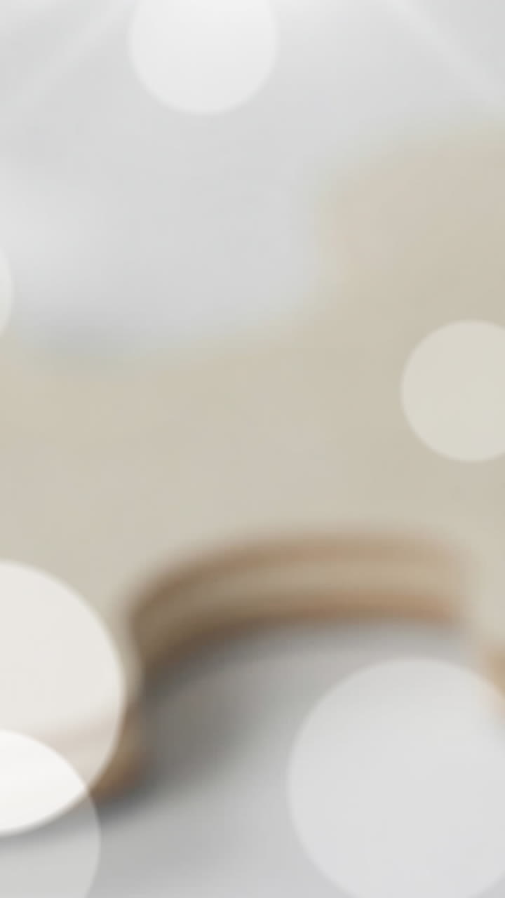 animación del bokeh sobre el rompecabezas beige