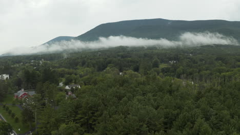 High-Fly-over-drone-footage-over-forest-Manchester,-Vermont,-USA