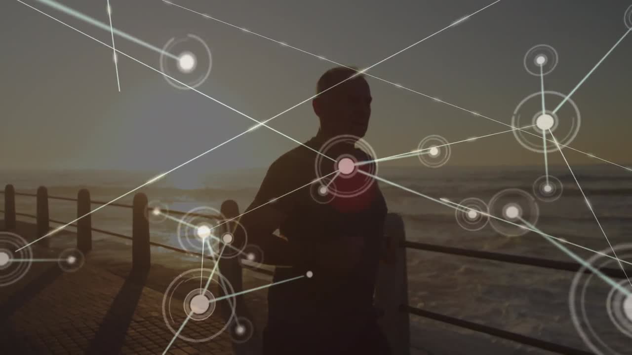 animación de la red de conexiones sobre el hombre caucásico corriendo en la playa